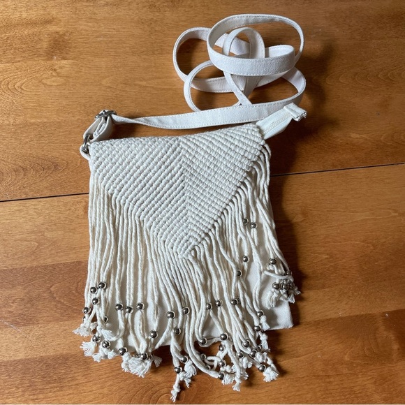 AMERICAN Eagle Crochet Fringe Beaded Boho Mini Crossbody Purse, Cream - Picture 10 of 14
